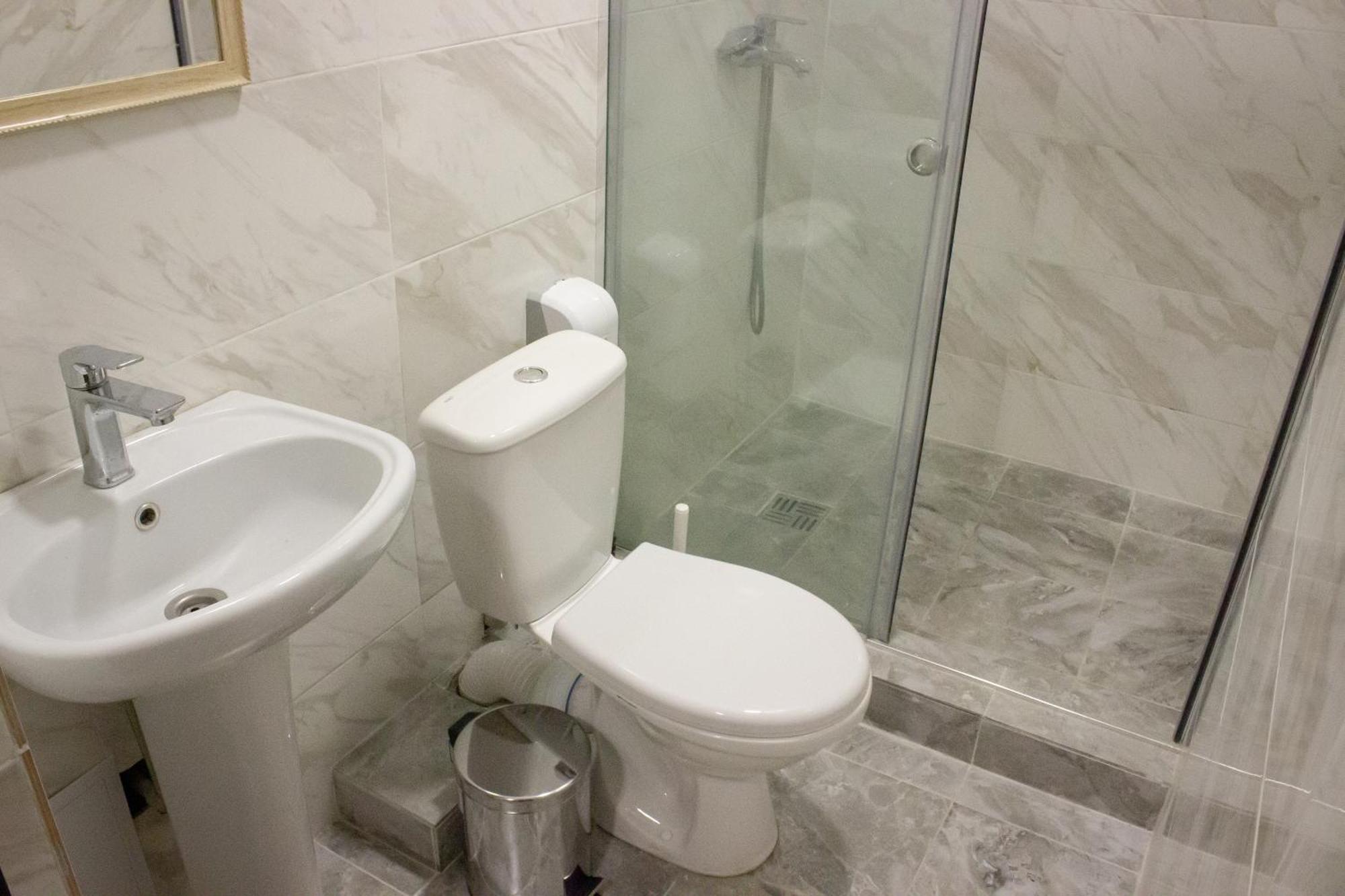Silk Way Hotel *